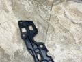 FK7216A129AF Кронштейн крепления крыла переднего левого Land Rover Discovery Sport 2018г. - фото №2