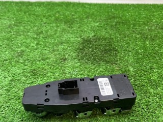 Блок управления стеклоподъемниками, ориг. номер 6847099, BMW X5 2018-2023
