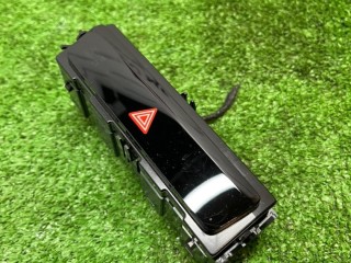Кнопка аварийной сигнализации, ориг. номер 85E925301AG, AUDI Q5 2020-2025