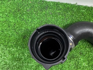 Патрубок системы охлаждения, ориг. номер 8MA122055A, AUDI Q5 2020-2025