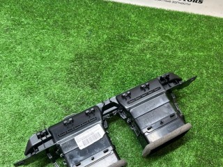 Дефлектор обдува салона, ориг. номер 8MA820951D, AUDI Q5 2020-2025