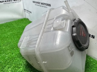 Бачок расширительный, ориг. номер 8B3121405G, AUDI Q5 2020-2025