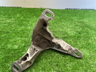 Кронштейн КПП, ориг. номер 4N0399114F, Audi RSQ8 2019-2024