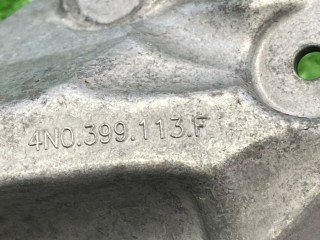 Кронштейн КПП, ориг. номер 4N0399113F, Audi RSQ8 2019-2024