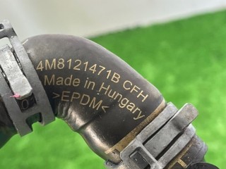 Патрубок системы охлаждения, ориг. номер 4M8121471B, Audi RSQ8 2019-2024