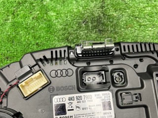 Щиток приборов (приборная панель), ориг. номер 4K0920790D, Audi RSQ8 2019-2024
