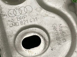Кронштейн крепления крыла переднего левого, ориг. номер 4M0821431, Audi Q7 2015-2019