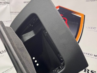 Накладка на торпедо, ориг. номер 4M8863075D, Audi RSQ8 2019-2024