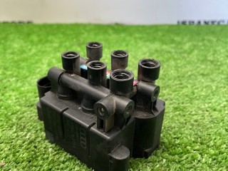 Клапан пневмоподвески, ориг. номер 4N0616013A, Audi RS6 2019-2026