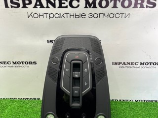 Плафон подсветки салона, ориг. номер 4K0947135BE, Audi RS6 2019-2026