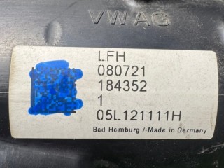 Корпус термостата, ориг. номер 05L121111H, Audi Q5 2020-2025