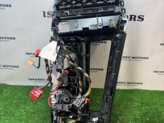 Накладка центральной консоли, ориг. номер 4K1864261F, Audi RS6 2019-2026