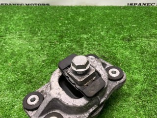 Подушка крепления двигателя, ориг. номер LR123916, GPLA6A002BC, GPLA6A002BB, Land Rover Range Rover Sport 2017-2022