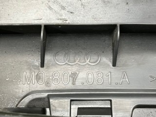 Накладка замка капота, ориг. номер 4M0807081A, Audi Q7 2019-2024