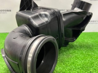 Патрубок воздушного фильтра, ориг. номер LR157547, M8E2-9H718-BA, Land Rover Range Rover Sport 2022-2026