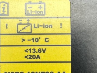 Передняя панель крепления облицовки (телевизор), ориг. номер M8E216E144AC, M8E216E144AD, Land Rover Range Rover Sport 2022-2026