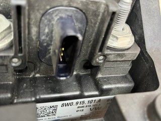 АККУМУЛЯТОР ДОПОЛНИТЕЛЬНЫЙ, ориг. номер 8W0915101A, Audi Q5 2020-2025