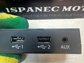 USB Разъем, ориг. номер 4M0035736A, AUDI Q7 2015-2019