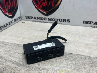 USB Разъем, ориг. номер 4M0035736A, AUDI Q7 2015-2019