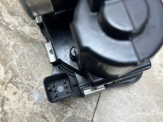 Заслонка дроссельная, ориг. номер 8568757, BMW R 1250 GS