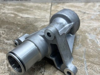 Кронштейн привода, ориг. номер T4A29926, LR113963, HK833A040BA, Jaguar F-Pace 2020-2026