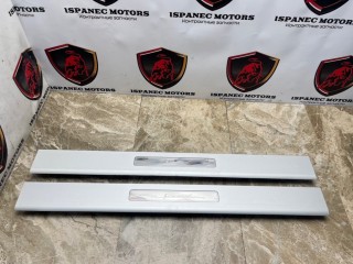 Накладка на порог(комплект), ориг. номер 3SD862431P, 3SD862432C, Bentley Continental GT 2017-2024