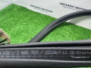 Уплотнитель двери передней правой, ориг. номер 7482709, BMW M4 2024-2026