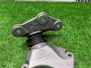 Кронштейн КПП, ориг. номер 6861570, 6861571, BMW M4 2024-2026