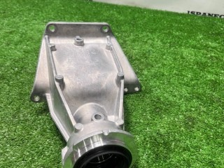Кронштейн полуоси, ориг. номер 8639383, BMW M4 2024-2026