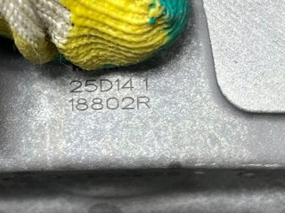 Комплект суппортов, ориг. номер A2234216400, A2234216300, Mercedes-Benz GLC 2022-2026