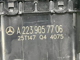 Кнопка ручного тормоза (ручника), ориг. номер A2239057706, Mercedes-Benz GLC 2022-2026