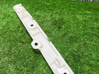 Кронштейн крепления порога, ориг. номер 8076445, BMW M4 2024-2026
