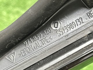 Молдинг двери задней правой, ориг. номер 971839120D, Porsche Panamera 2023-2026