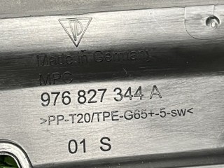 Накладка крышки багажника, ориг. номер 976827344A, Porsche Panamera 2023-2026