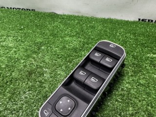 Блок управления стеклоподъемниками, ориг. номер A1679059803, Mercedes-Benz GLB 2023-2026