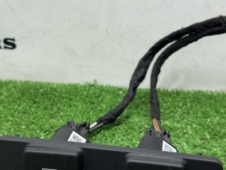 USB Разъем, ориг. номер JPLA045B49, Land Rover Range Rover 2017-2022