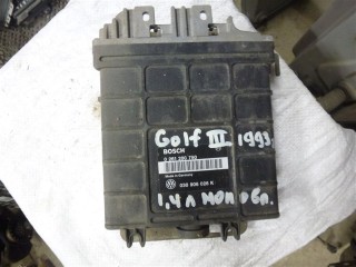 блок управления двс, ориг. номер 0261200750, 030906026K, Volkswagen Golf