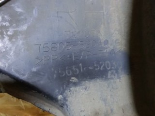 накладка порога внешняя, ориг. номер 7565152030, Toyota Ist 2002-2005