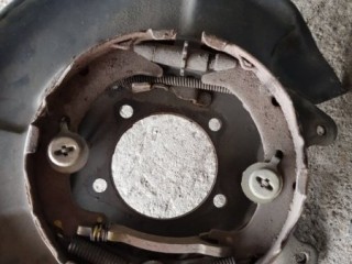 установочный комплект задних колодок, Toyota Rav 4 2003-2005