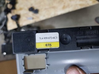 выключатель плафона салонный, ориг. номер 7L69596726C3, Volkswagen Touareg 2002-2007