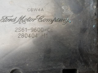 корпус воздушного фильтра, ориг. номер 2S619600CE, Ford Fiesta