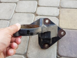 кронштейн привода, Nissan Primera 1999-2002