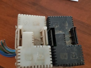 блок предохранителей, ориг. номер 6G9T14C507, Ford