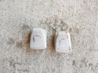 крючок козырька, Ford Focus 2001-2005