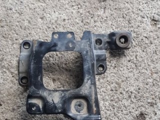 кронштейн корпуса воздушного фильтра, Ford Focus 2004-2008