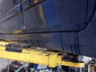 накладка порога внешняя, ориг. номер 877523C000XX, Kia Magentis 2000-2003