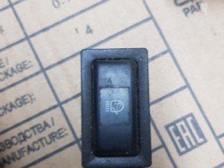 заглушка передней панели, Toyota Rav 4 2003-2005