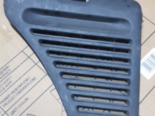крышка обшивки багажника, ориг. номер 6471442010, Toyota Rav 4 2003-2005
