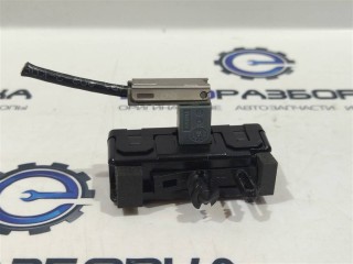 Усилитель антенны, ориг. номер FW9319C024AB, NOMER, KATALOGU, SOVMESTIMYE, C2D48475, Range Rover Velar L560
