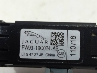 Усилитель антенны, ориг. номер FW9319C024AB, NOMER, KATALOGU, SOVMESTIMYE, C2D48475, Range Rover Velar L560